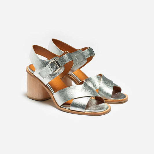 ADELE PLATA